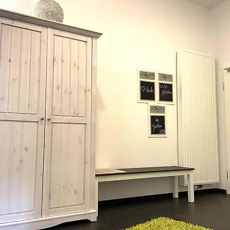 Villa Einhorn: Altstadt Loft Mit Privater Terrasse Goslar Bagian luar foto